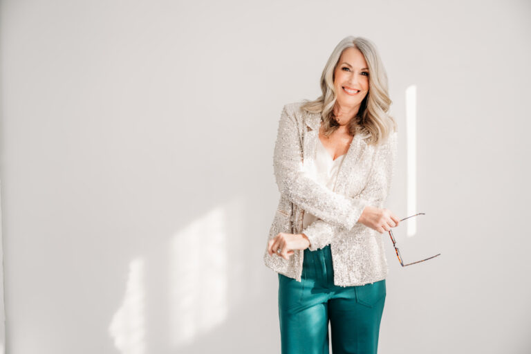 Business coach helping high-achieving women navigate insecurities while building next-level success